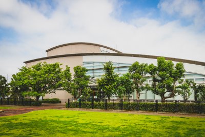 県立東部図書館